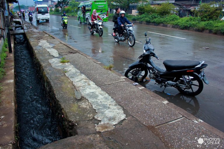 Manfaatkan Hujan